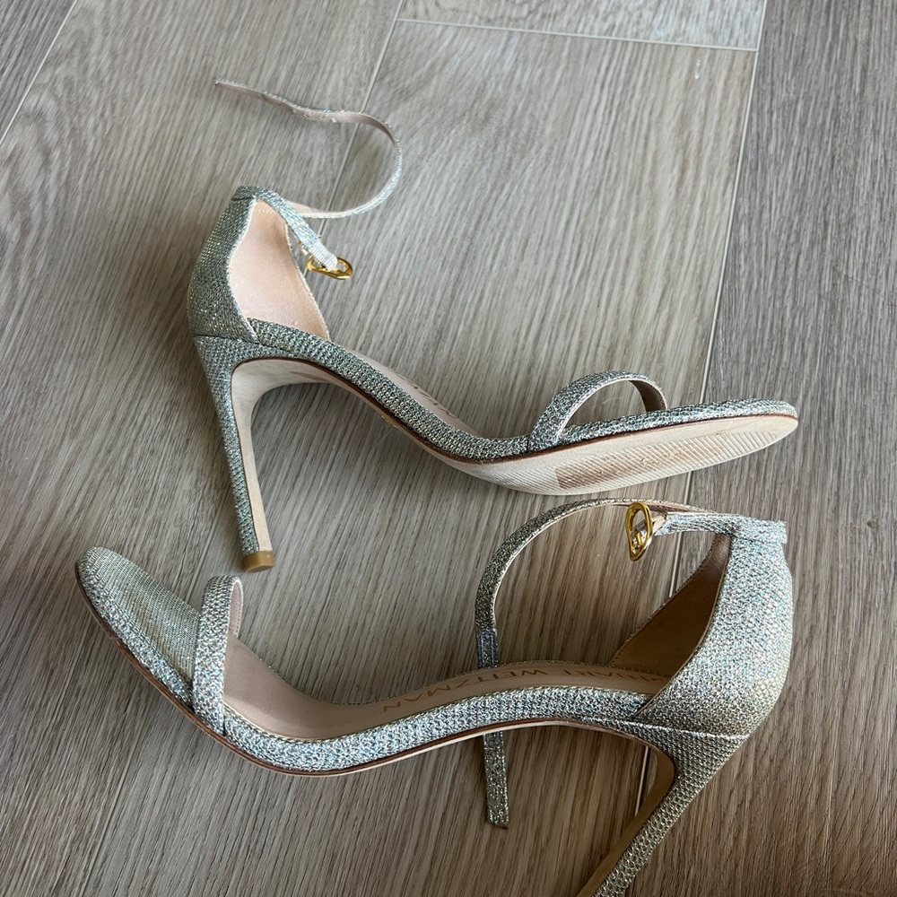 Stuart Weitzman Glittering Silver Heels - Picture 3 of 9